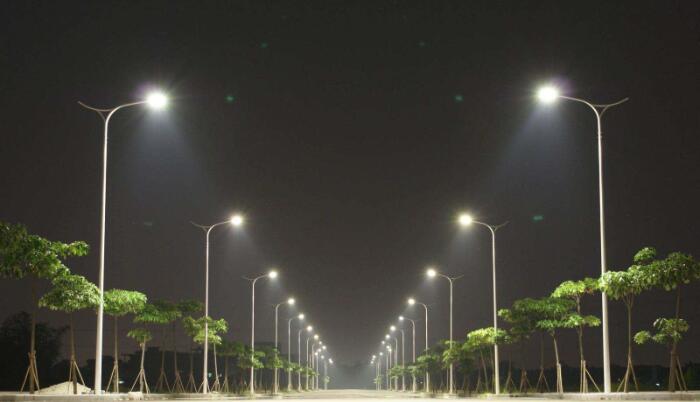 LED路燈燈具照明應(yīng)用照片