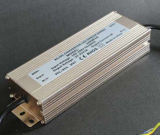 戶外照明LED驅(qū)動(dòng)電源圖片