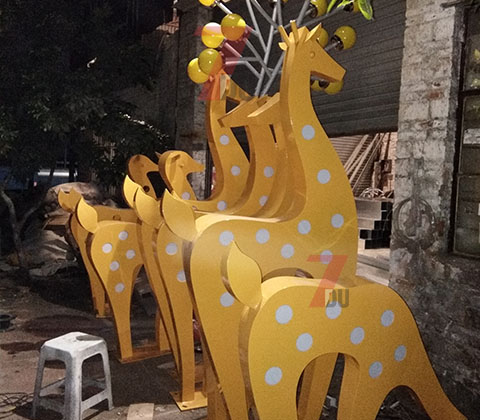 公園\廣場梅花鹿造型景觀燈生產(chǎn)實(shí)拍1