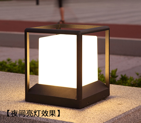 QDZTD-017現(xiàn)代簡約草地景觀矮柱燈夜間亮燈效果